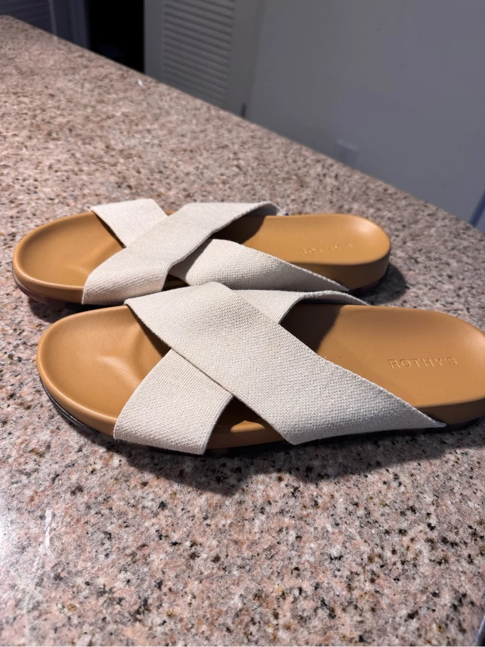 NWOT Rothy's Cream Cross-Strap Slide Sandals with Tan Footbed